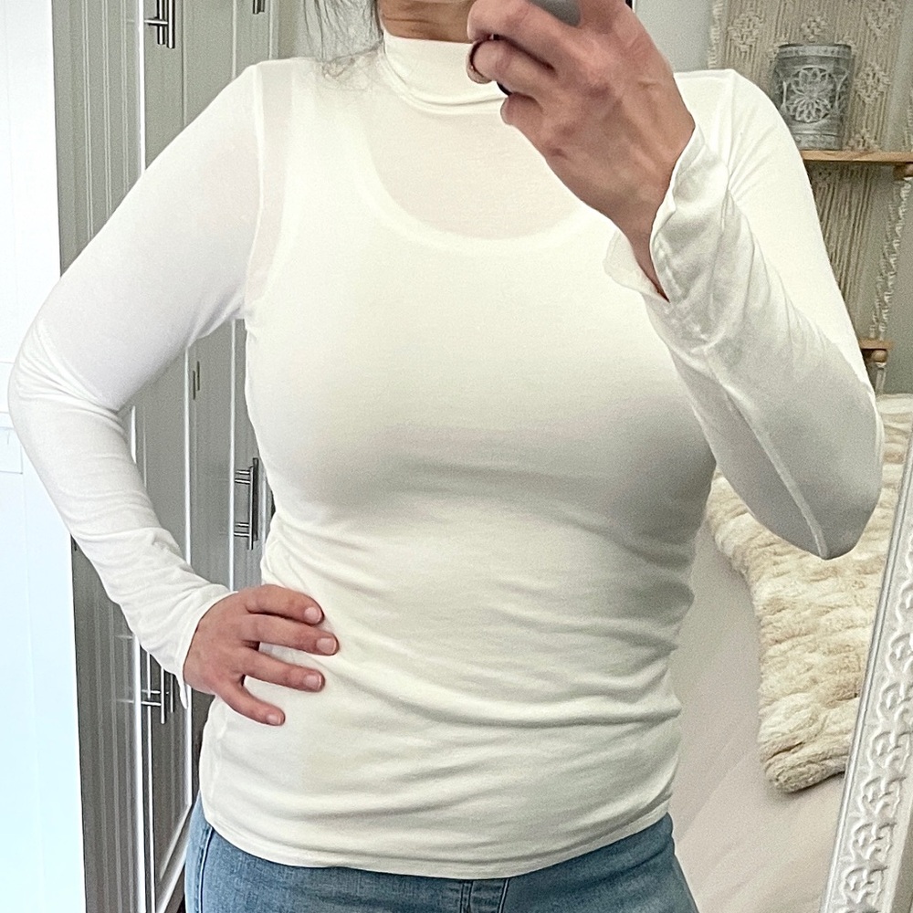New SPANX Better Base Classic Longsleeve White Turtleneck